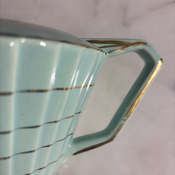 Vintage Sadler, England Art Deco ceramic teapot in mint green with gold accents - Picture 8 of 16
